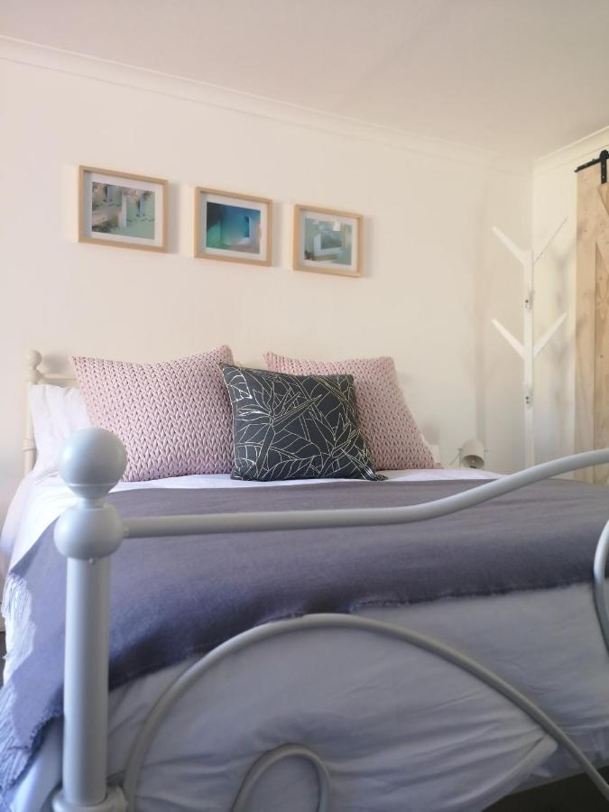Secure, Private, Queen Room Close To Airport Port Elizabeth Exterior foto